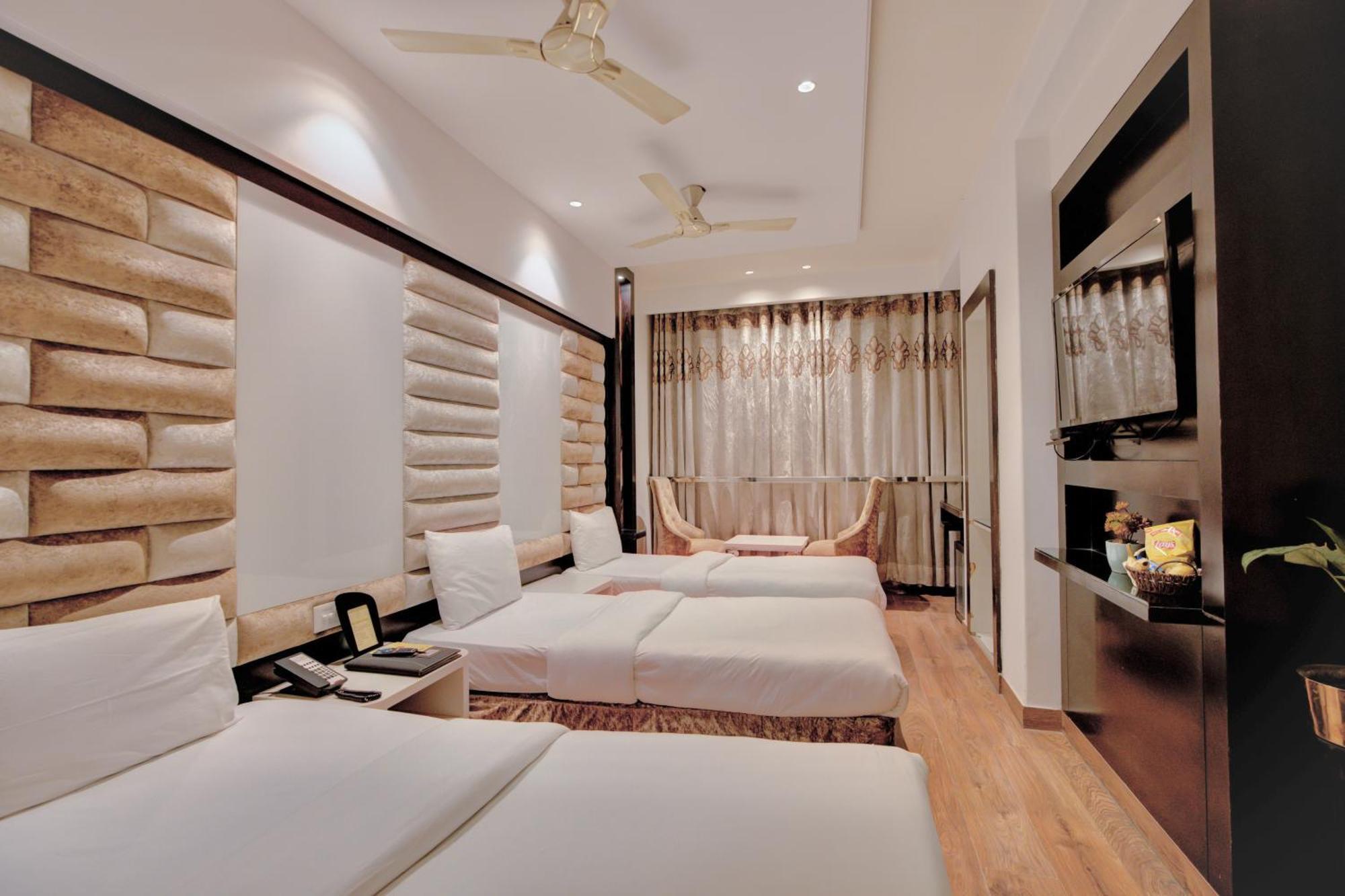 Hotel The Singh Empire, 4*