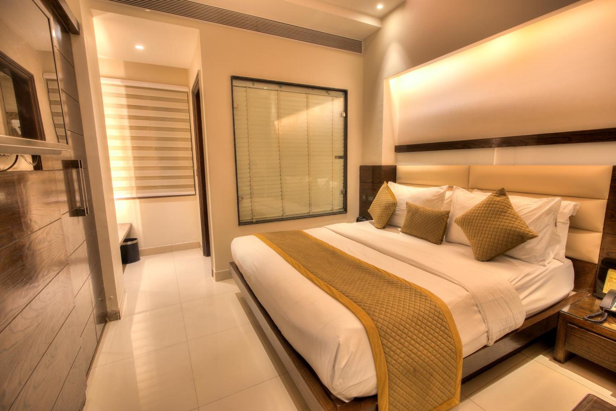 Hotel The Singh Empire,new Delhi New Delhi